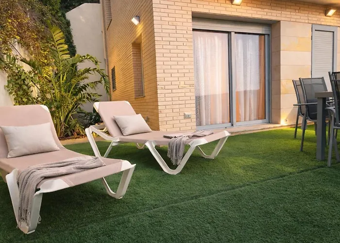 Modern Duplex In With Private Parking, Sea Views & Terrace