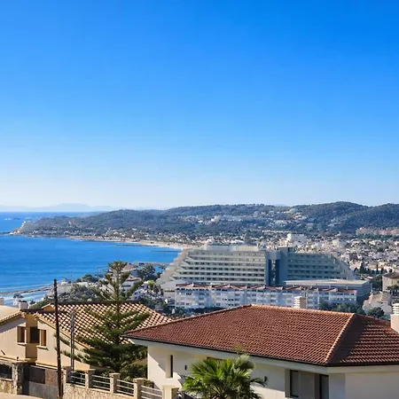 Modern Duplex In With Private Parking, Sea Views & Terrace شقة سيدجيس